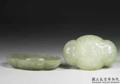 图片[3]-Jade box in the shape of chinese crabapple, India-China Archive